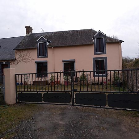 La Longere Lägenhet Epineu-le-Chevreuil Exteriör bild